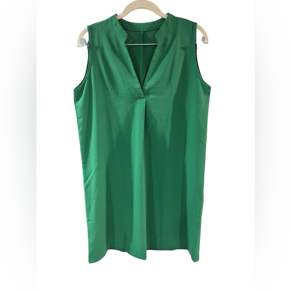 Green Sleeveless‎ Dress